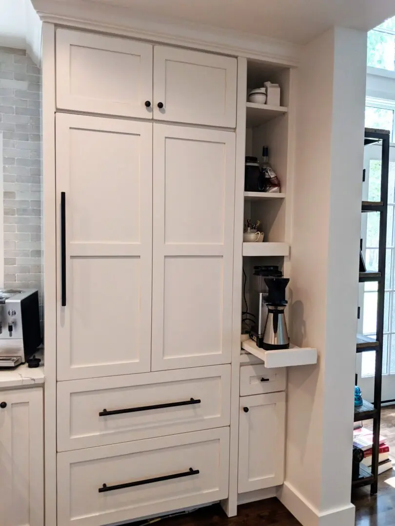 Cupboards and cabinets